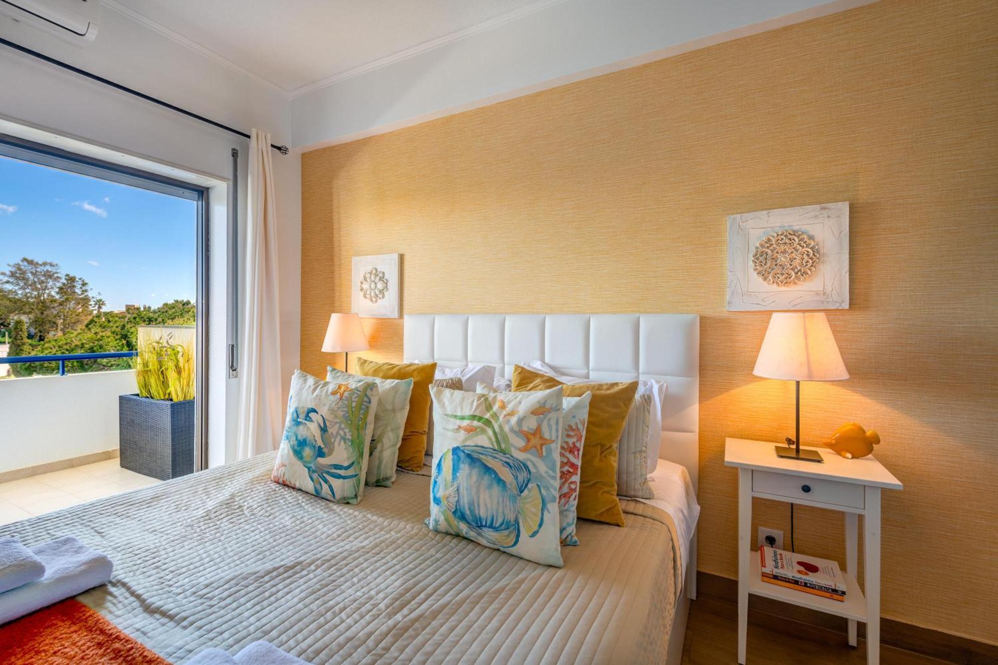 Apartamento Gomes -Free Airco, Wiffi & Swimming Pool- By Bedzy Porches (Algarve) Exterior foto