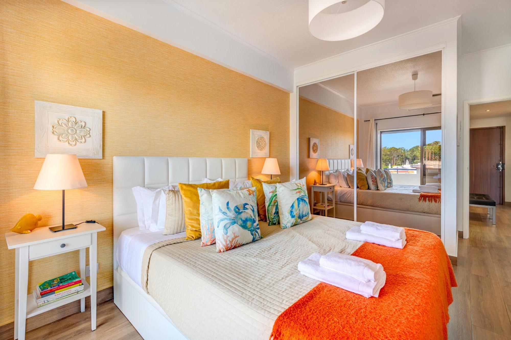 Apartamento Gomes -Free Airco, Wiffi & Swimming Pool- By Bedzy Porches (Algarve) Exterior foto